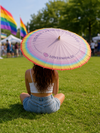Pride Sonnenschirm aus Bambus – Rosa mit Regenbogen | "Visible. Proud. United." – ProudYou